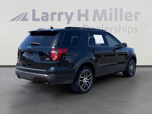 Used 2018 Ford Explorer Sport w/ Equipment Group 401A AWD/4WD image 5