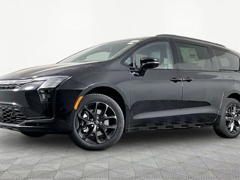 New 2027 Chrysler Pacifica Limited w/ S Appearance Package AWD/4WD image 1