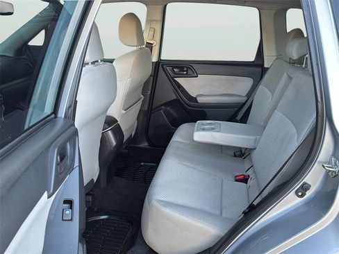 Used 2016 Subaru Forester 2.5i Premium w/ Popular Package #2 image 16