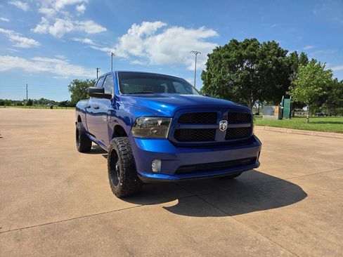 Used 2014 RAM 1500 Express AWD/4WD image 36