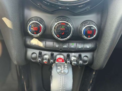 Used 2019 MINI Cooper 2-Door Hardtop FWD image 24