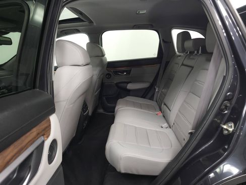 Used 2017 Honda CR-V Touring image 5