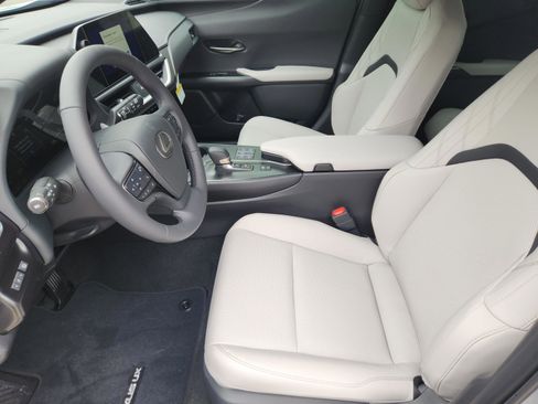 New 2026 Lexus UX 300h FWD image 5