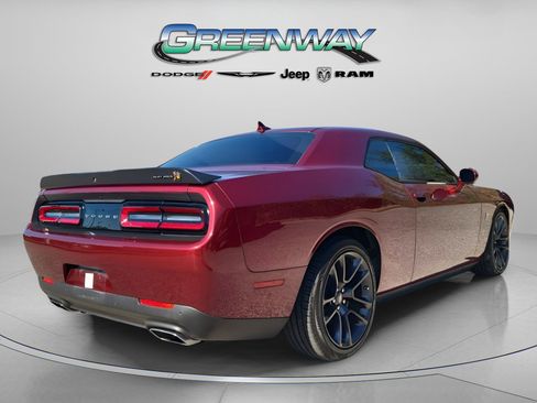 Used 2021 Dodge Challenger R/T Scat Pack image 3