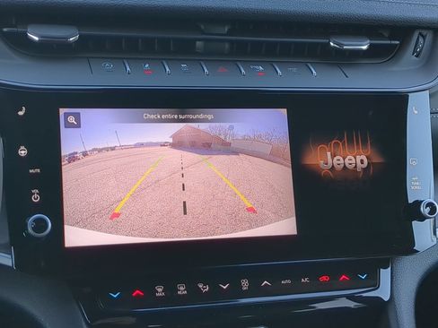 New 2026 Jeep Grand Cherokee Altitude RWD image 19