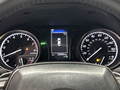 Used 2024 Toyota Camry SE w/ Cold Weather Package FWD image 20