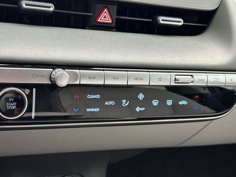 Used 2023 Hyundai Ioniq 5 SEL image 28