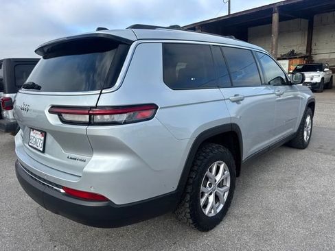 Used 2021 Jeep Grand Cherokee L Limited AWD/4WD image 5