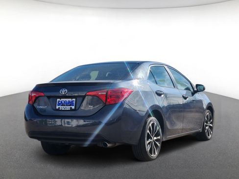 Used 2017 Toyota Corolla SE image 3