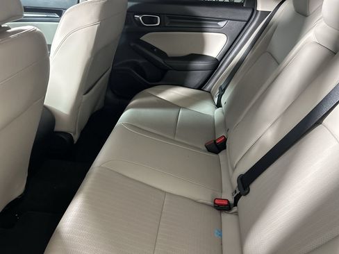 Used 2023 Honda Civic EX-L image 25