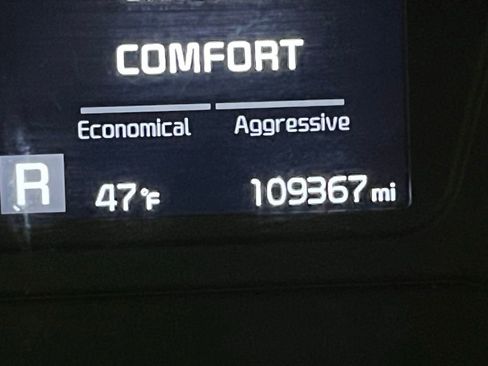 Used 2019 Kia Sorento LX image 21