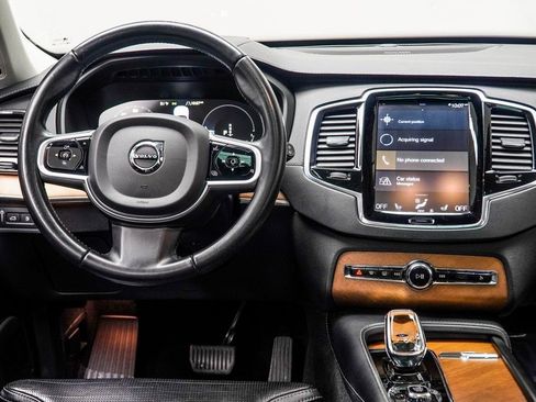Used 2020 Volvo XC90 T8 Inscription image 16