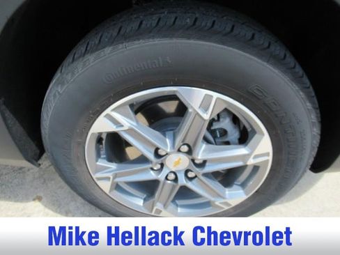 Used 2024 Chevrolet Blazer LT FWD image 9