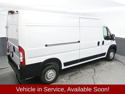 Used 2025 RAM ProMaster 2500 w/ Convenience Group image 30