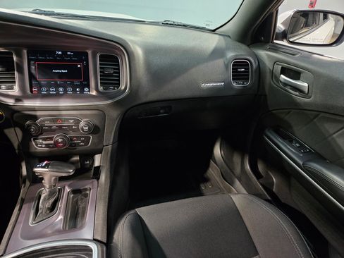 Used 2019 Dodge Charger GT RWD image 11