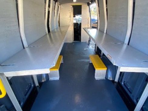 Used 2019 Mercedes-Benz Sprinter 170 image 12