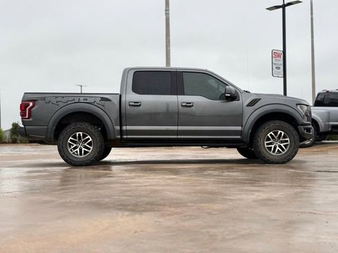 Used 2018 Ford F150 Raptor w/ Equipment Group 802A Luxury AWD/4WD image 8