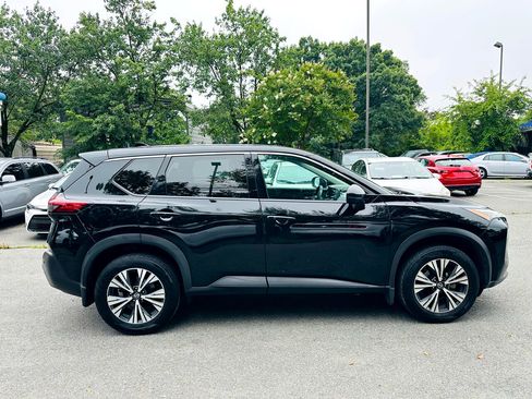 Used 2021 Nissan Rogue SV image 7