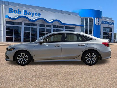 Used 2024 Honda Civic LX image 8