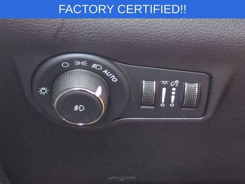 Certified 2023 Jeep Compass Limited w/ Sun and Sound Group AWD/4WD image 19