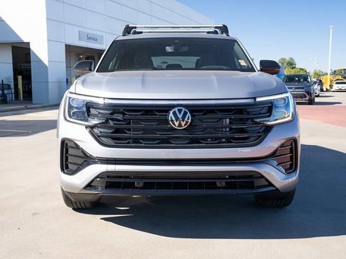 New 2026 Volkswagen Atlas Cross Sport SEL R-Line image 9