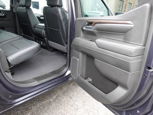 Used 2024 Chevrolet Silverado 1500 LT image 25