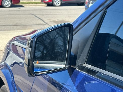 Used 2019 Mercedes-Benz GLS 63 AMG 4MATIC w/ AMG Night Styling Package image 26