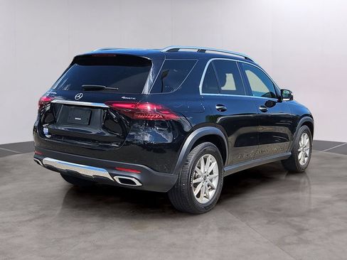 Used 2024 Mercedes-Benz GLE 450e 4MATIC image 4