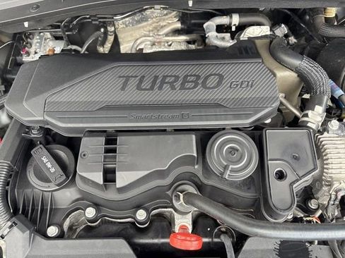 Used 2024 Hyundai Kona Limited FWD image 31