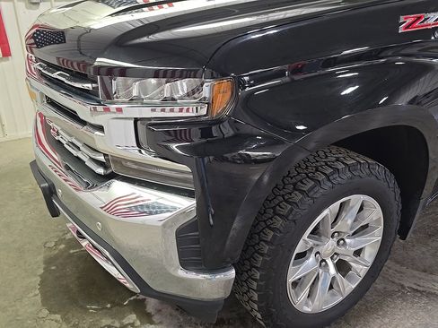 Used 2020 Chevrolet Silverado 1500 LTZ w/ LTZ Premium Package image 6