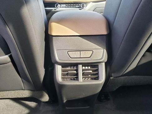 New 2026 Chevrolet Equinox ACTIV w/ Convenience Package III AWD/4WD image 8