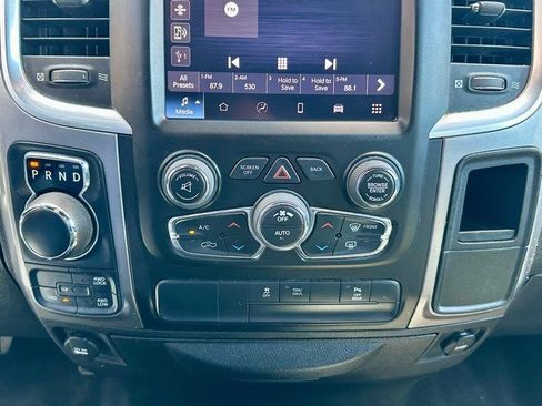 Used 2022 RAM 1500 Classic Warlock w/ Electronics Group AWD/4WD image 18