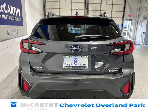 Used 2024 Subaru Crosstrek 2.0i Premium AWD/4WD image 6
