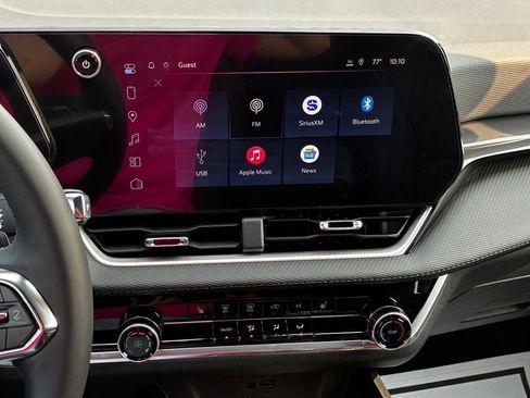 New 2027 Chevrolet Equinox LT AWD/4WD image 14