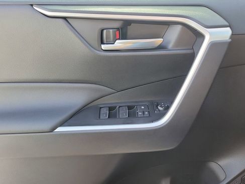 Used 2024 Toyota RAV4 XLE image 24