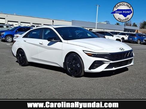 New 2026 Hyundai Elantra SEL Sport Premium image 1