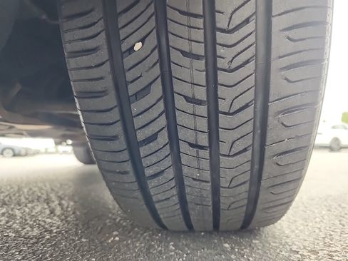 Used 2019 Buick Encore Preferred AWD/4WD image 13