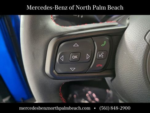 Used 2024 Jeep Wrangler Rubicon w/ Technology Group AWD/4WD image 15