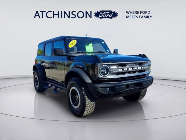 Used 2023 Ford Bronco Big Bend w/ Sasquatch Package AWD/4WD image 3