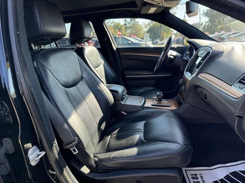 Used 2013 Chrysler 300 C image 15