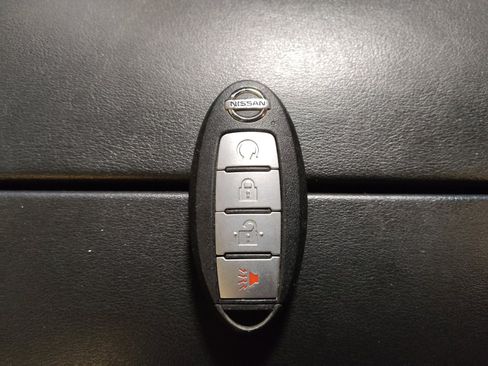Used 2021 Nissan Rogue SV AWD/4WD image 32