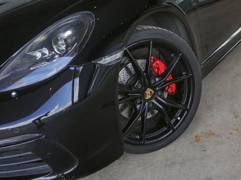 Certified 2017 Porsche 718 Boxster RWD image 12