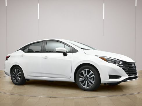 Certified 2025 Nissan Versa SV w/ Trunk Package FWD image 21