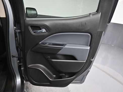 Used 2021 Chevrolet Colorado Z71 w/ Safety Package AWD/4WD image 38