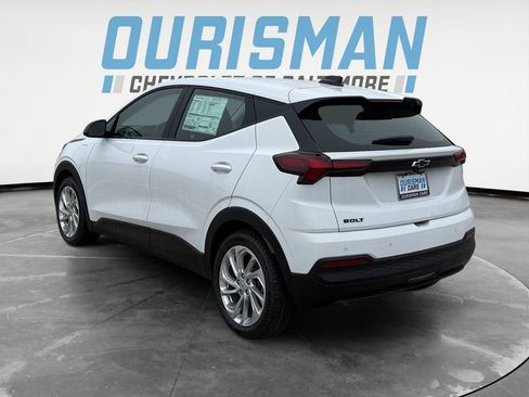 New 2027 Chevrolet Bolt LT w/ Comfort Package FWD image 4