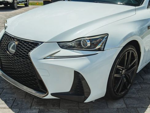 Used 2017 Lexus IS 200t F Sport RWD image 4