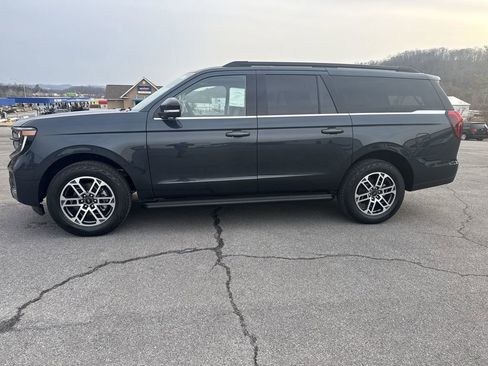 New 2026 Ford Expedition Max Active AWD/4WD image 3