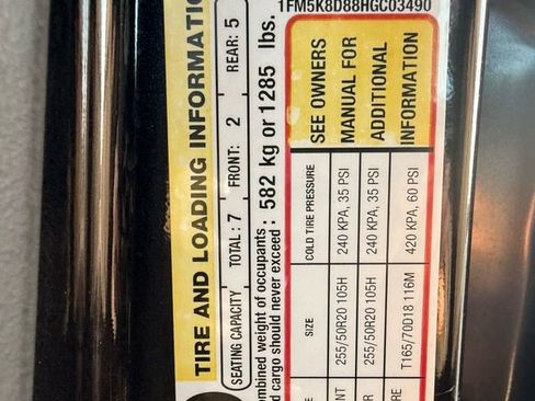 Used 2017 Ford Explorer XLT w/ Equipment Group 202A image 30