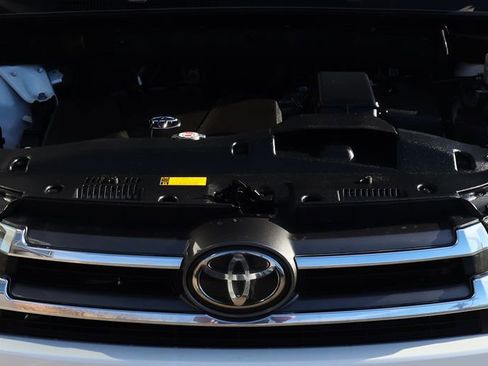 Used 2019 Toyota Highlander Limited image 61