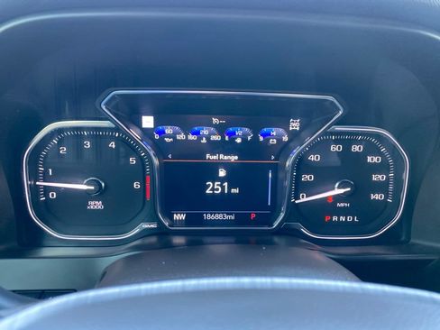 Used 2021 GMC Sierra 3500 Denali w/ Technology Package AWD/4WD image 38